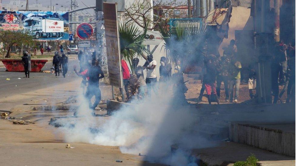 Clashes in Luanda on 11/11/20