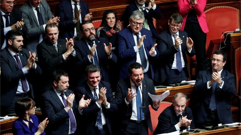 Senators clap Salvini