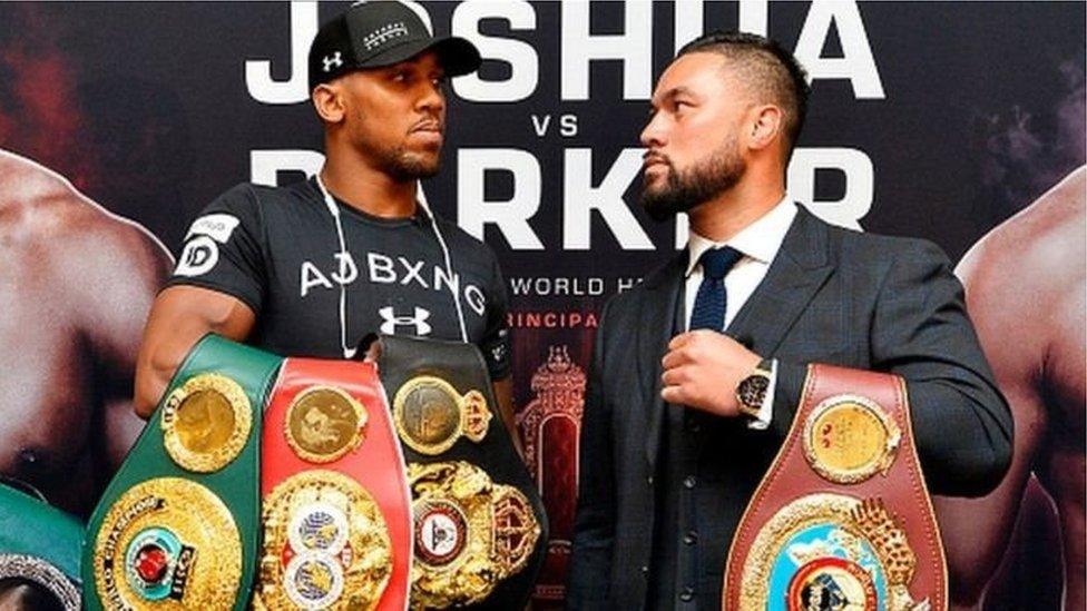 Anthony Joshua a Joseph Parker