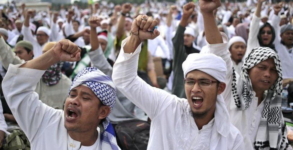 Protests against Basuki "Ahok" Tjahaja Purnama in Jakarta (2 Dec 2017)