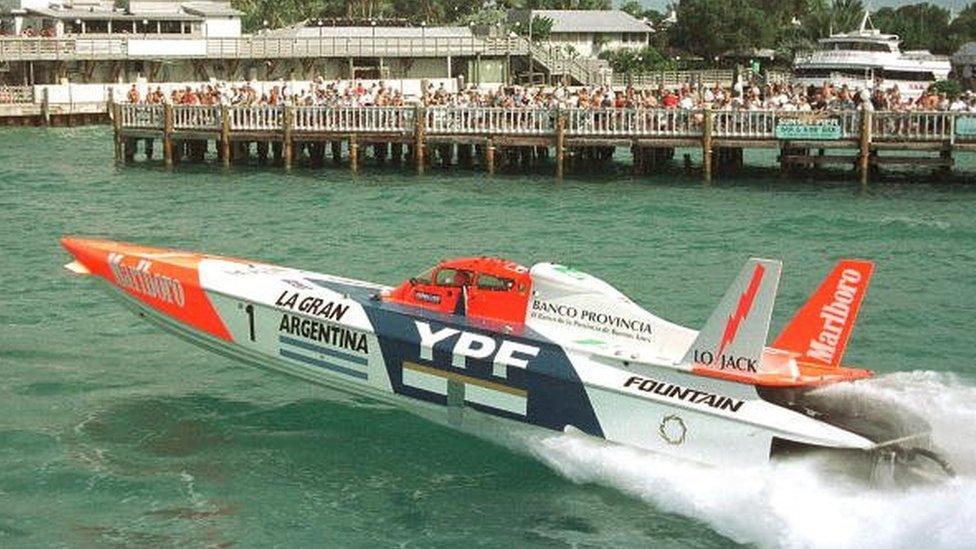 Mr Scioli drove his 15-meter, 4,400hp boat at an average speed of 169kph over the 12.5-lap, 201-mile course in the Florida Keys