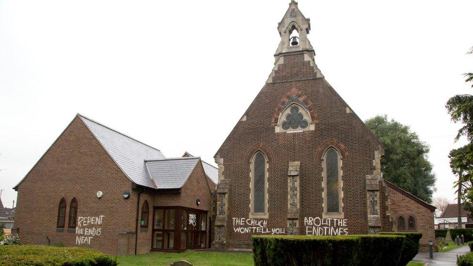 Luton Hate Crime Probe Over St Thomas s Church Graffiti BBC News luton-hate-crime-probe-over-st-thomas-s-church-graffiti-bbc-news