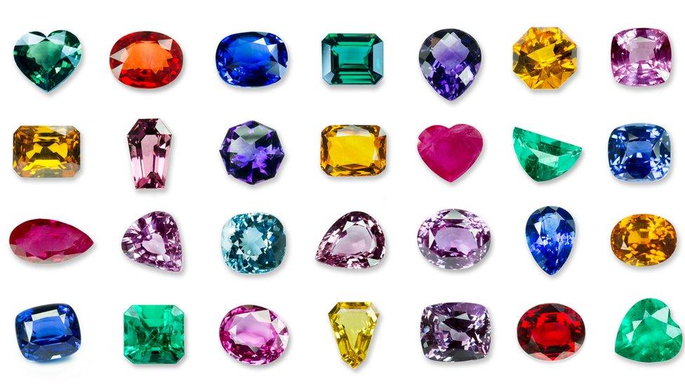 Assorted gemstones