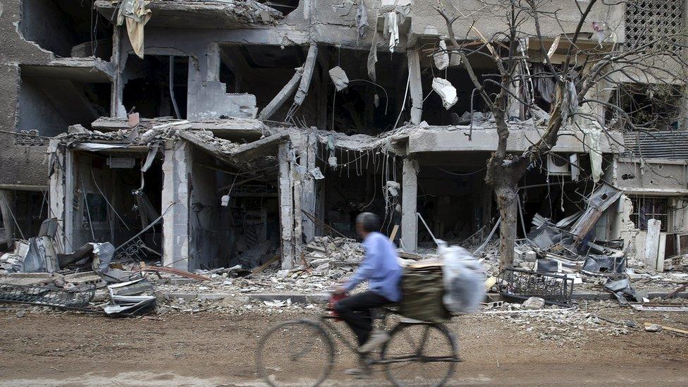 Damaged buildings in Jobar, a suburb of Damascus, Syria October 27, 2015