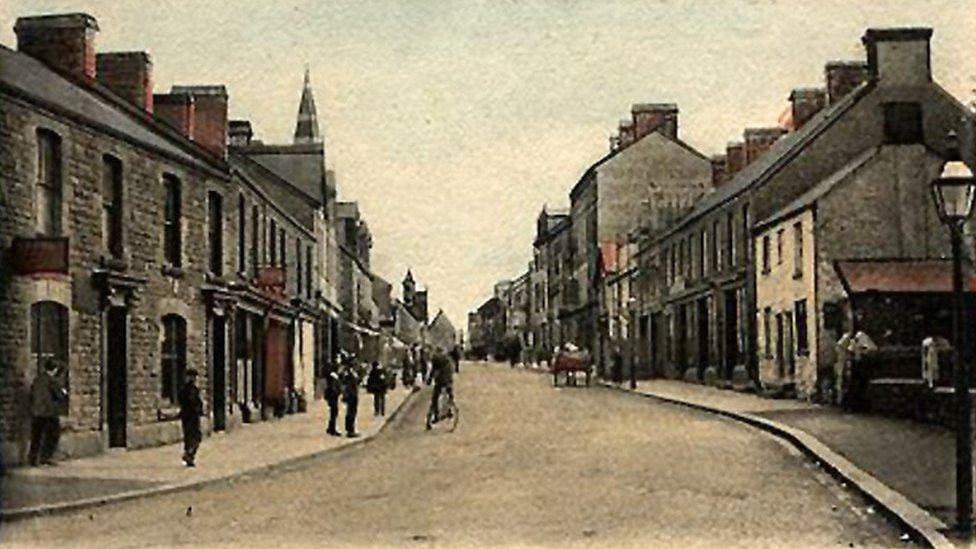 Old photo of Woodfield Street