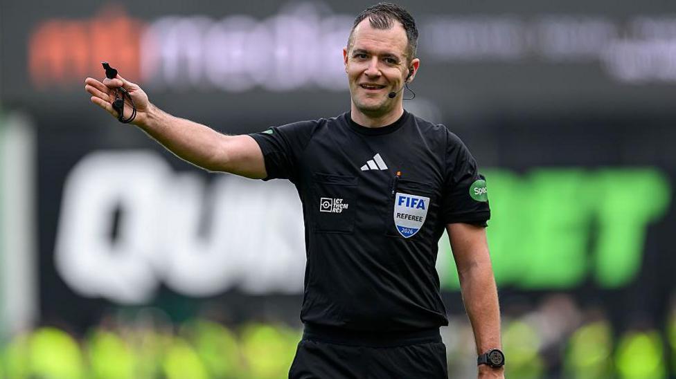 The impossible job? The pressure of refereeing Scotland's title decider