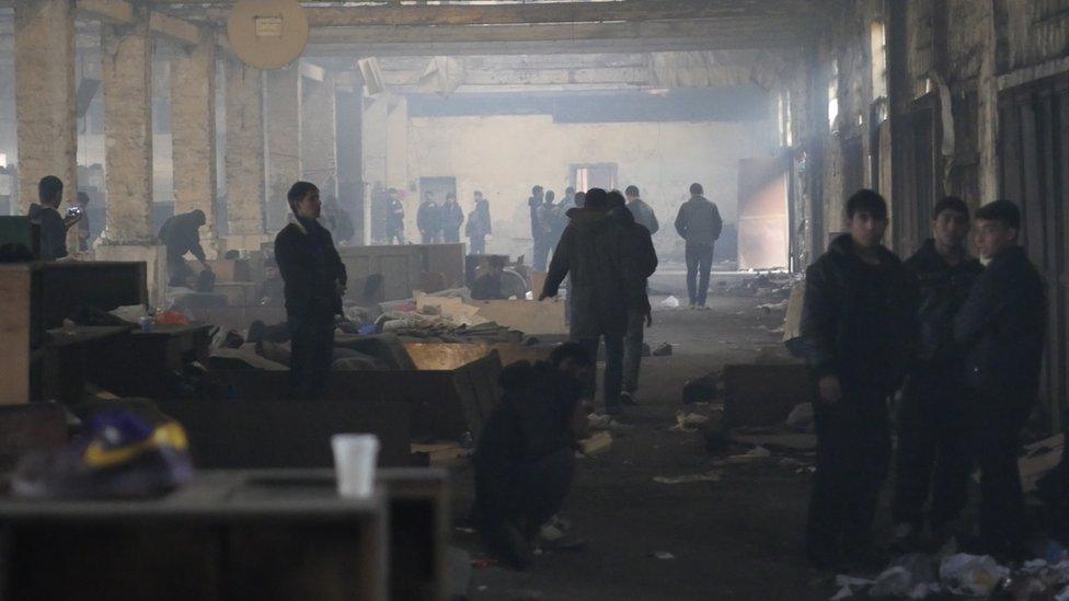 Migrants in Belgrade railway station