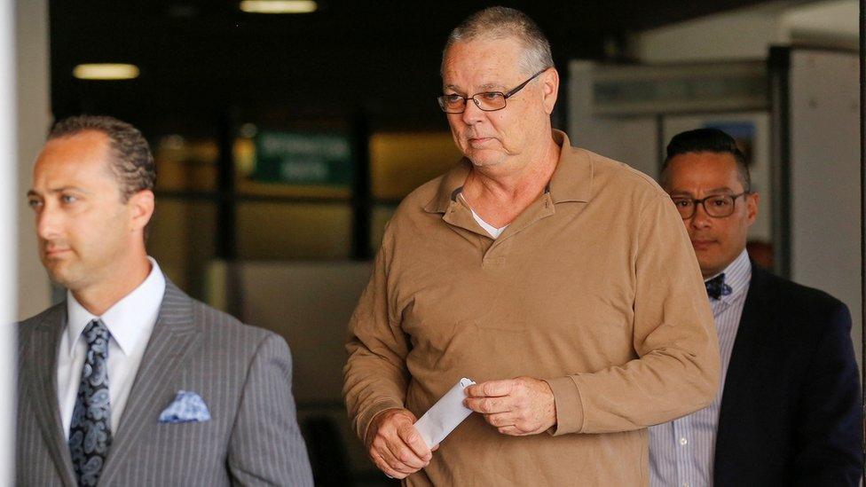 Scot Peterson leaves Broward County Jail with his attorneys Joseph DiRuzzo and David Sobel on 6 June