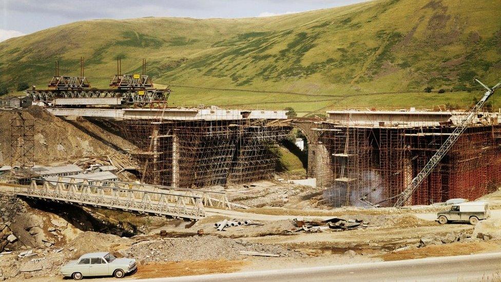 Work on Lune Gorge section of M6 Motorway, 1 August 1969