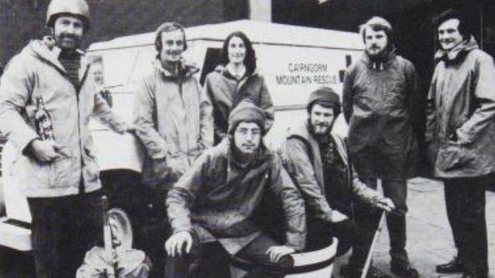 Mollie Porter (back, middle) with the Cairngorm team in 1974