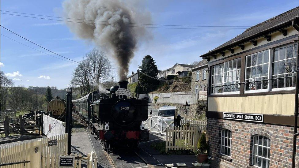 Train at Abergwili Junction