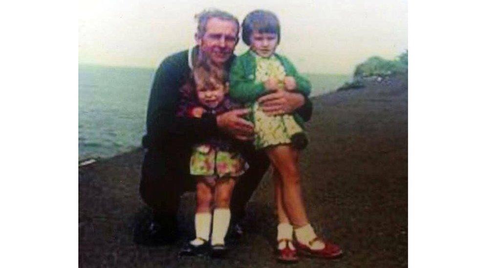 Ruth, her sister Lynda and father Sam