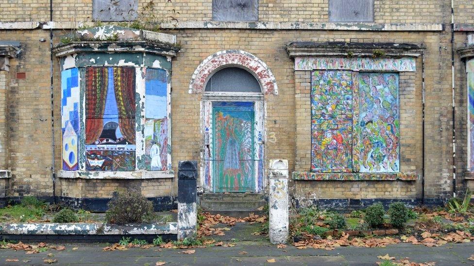 Painted houses on Ducie Street