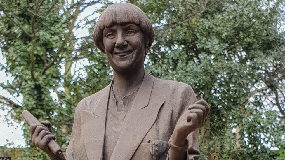 Victoria Wood maquette