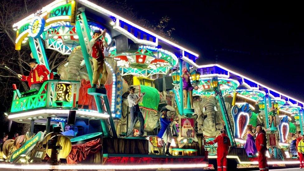 A carnival cart lit up