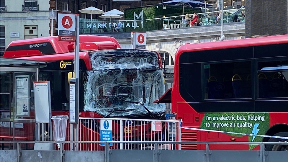 Shattered windscreen of 507 bus