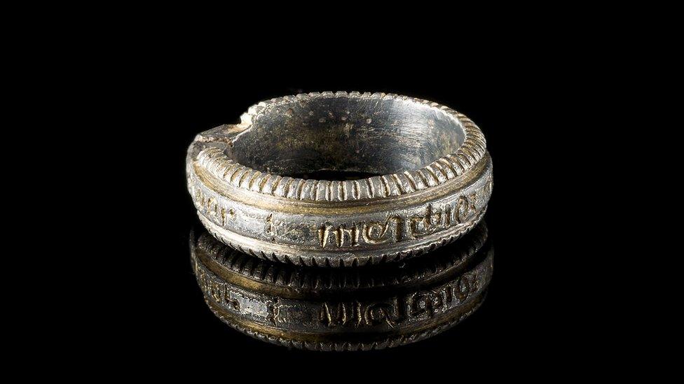 Silver-gilt ring found in Lamphey