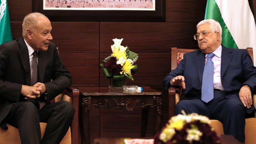 Palestinian Authority President Mahmoud Abbas (R) meets Arab League chief Ahmed Aboul Gheit (L) in the West Bank city of Ramallah on 9 November 2016