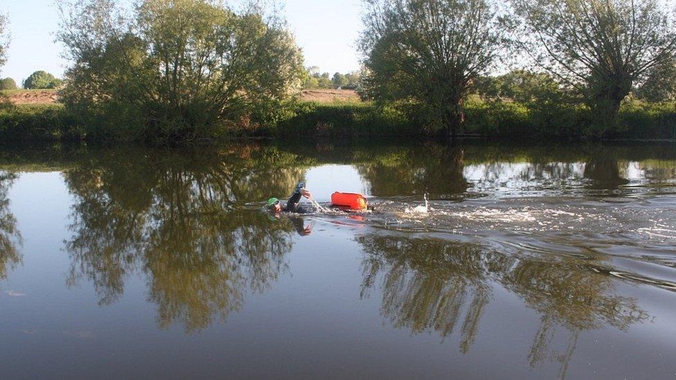 Craig Openshaw swimming