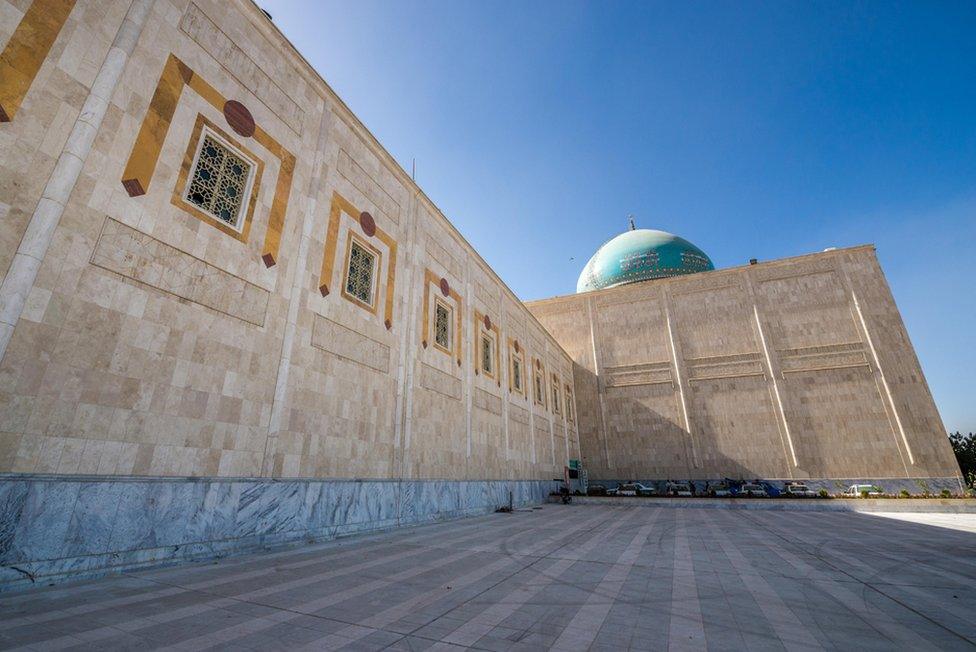 Mausoleum of Ayatollah Khomeini, which houses the tomb of Ruhollah Khomeini and his family in Tehran