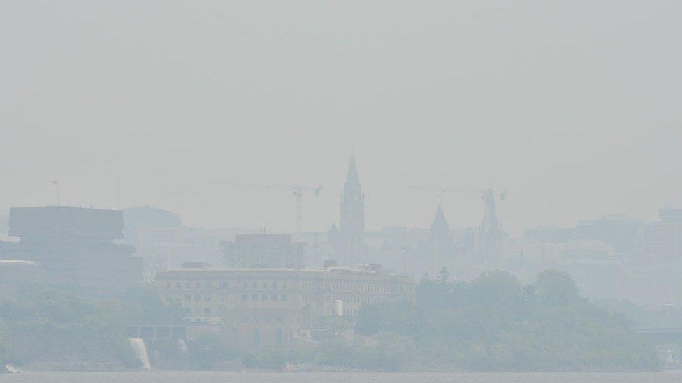 Ottowa, unrecognisable from smoke