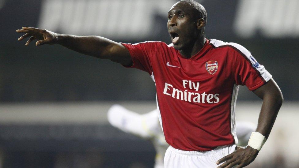 Sol Campbell playing for Arsenal