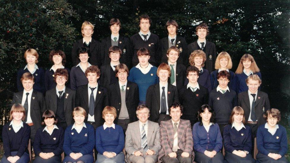 Dosbarth 6, 1981