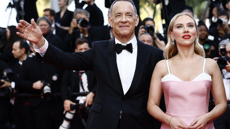 Tom Hanks and Scarlett Johansson