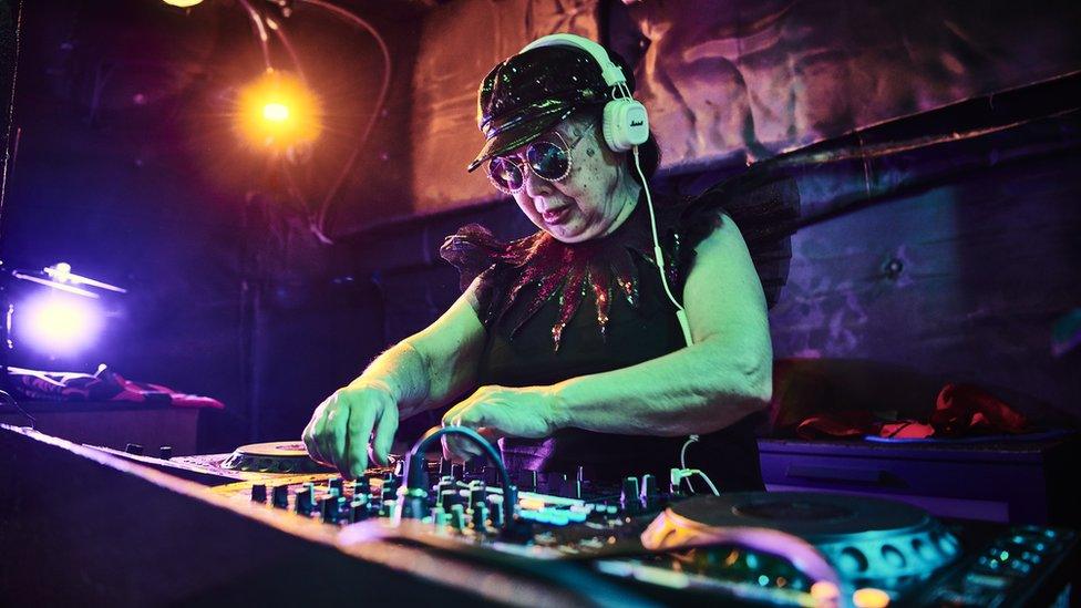 SumiRock, the oldest DJ