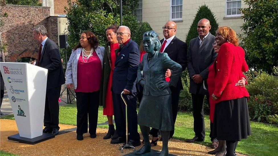 Statue unveiled