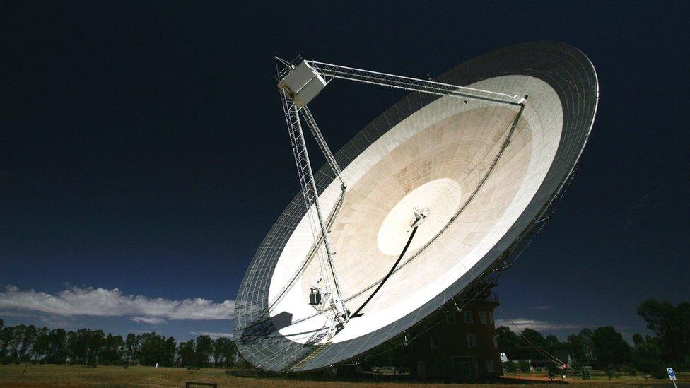 Parkes radio telescope