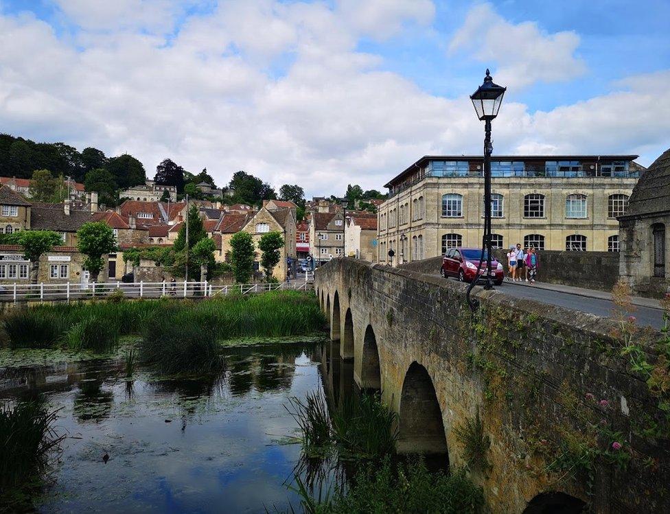 Bradford on Avon town bridge