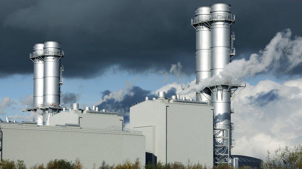 Limited role' for natural gas in UK future energy mix - BBC News