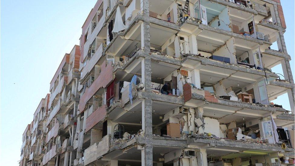 A damaged building is seen following an earthquake in Sarpol-e Zahab county in Kermanshah, Iran November 13, 2017