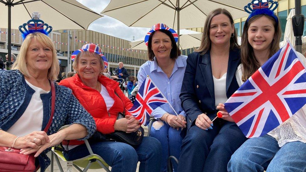 From ;left, Julia Goodyear,Thelma Walton, Louise Washington, Lucy Batley and Charlotte Batley