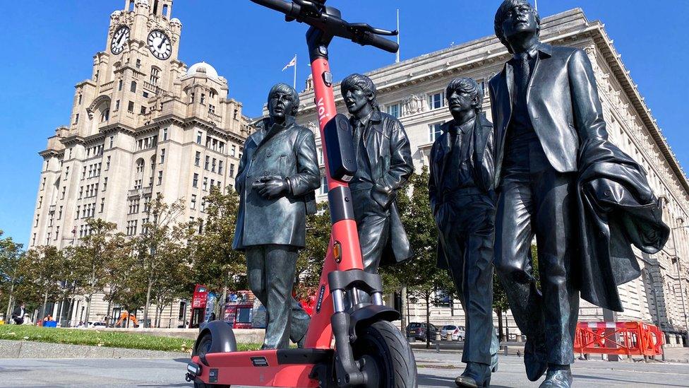 e-scooter Liverpool Pier Head