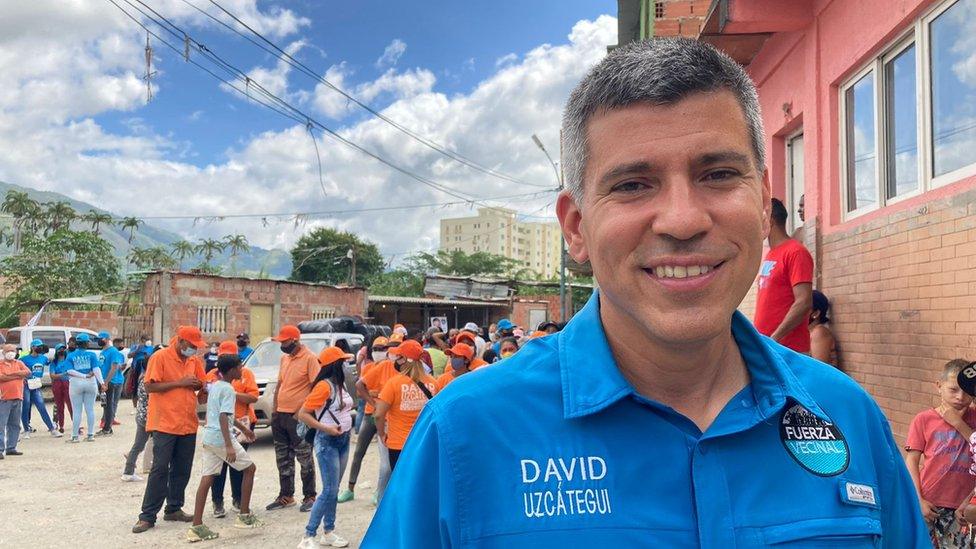 Opposition candidate David Uzcátegui at a campaign rally