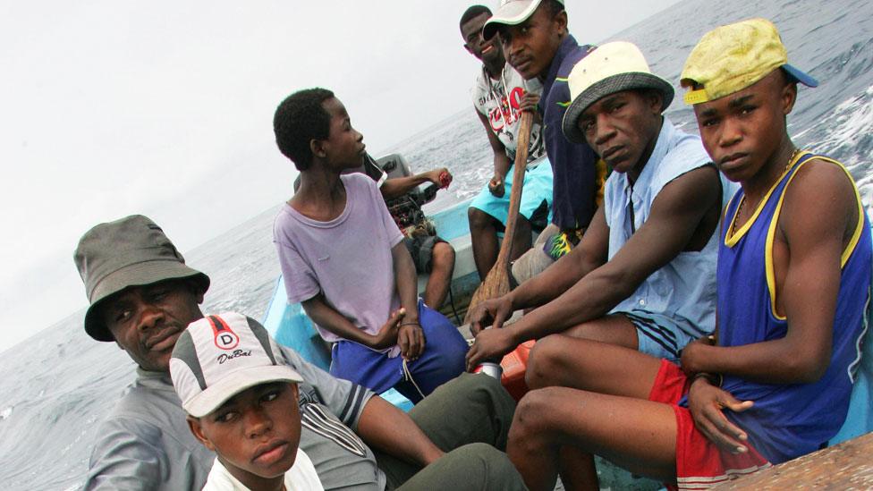 Anjouan migrants on kwassa kwassa