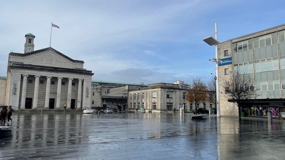 Guildhall Square