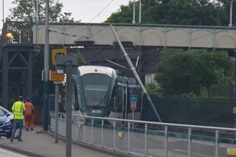 Scene of stranded tram