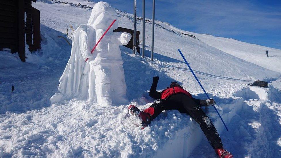 Vader snowman