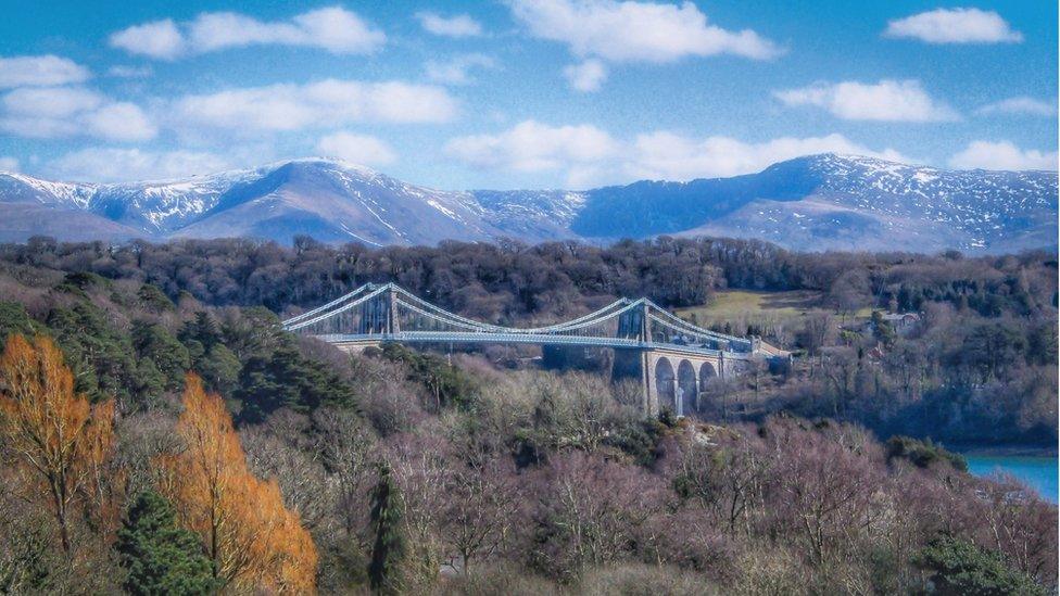 Pont Menai