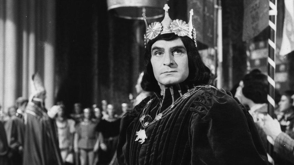 Sir Laurence Olivier as Richard III