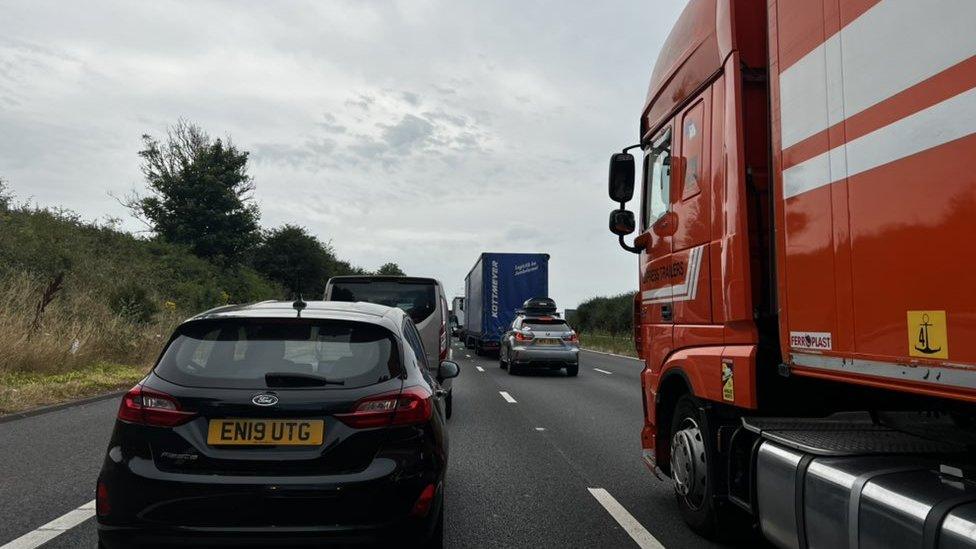 Queue on M20