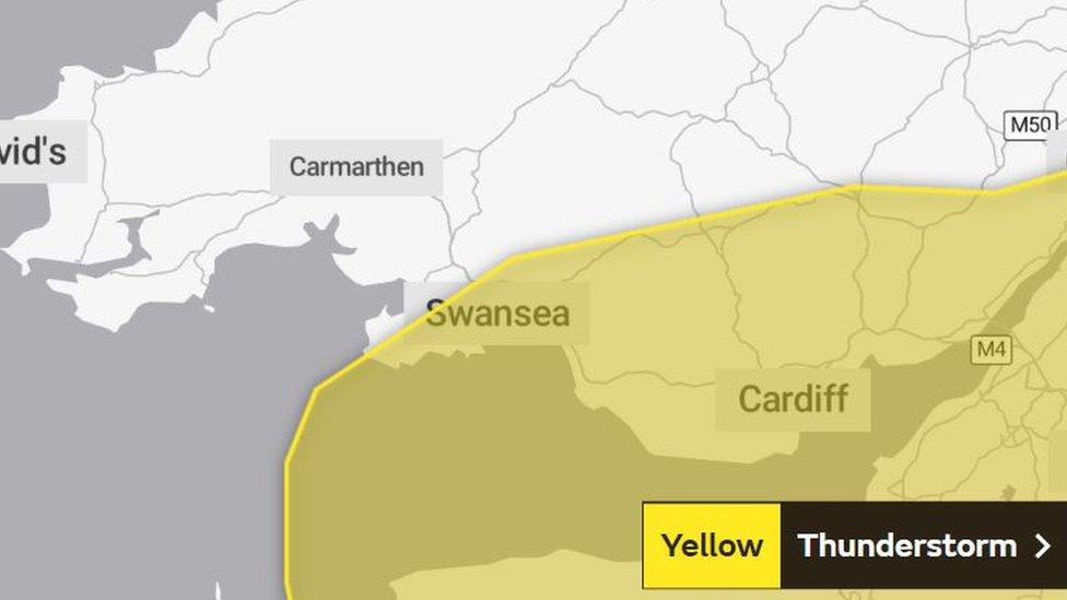 Map y rhybudd tywydd