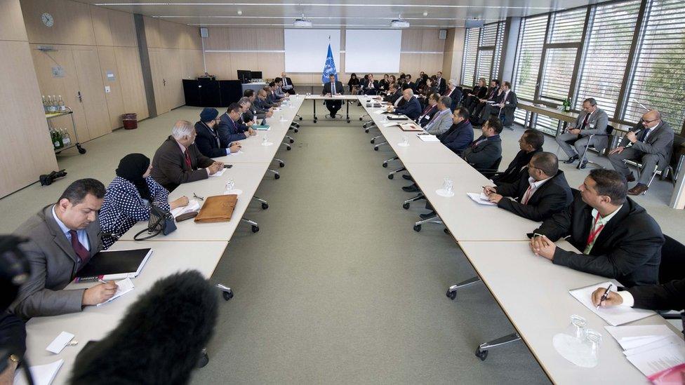 Representatives of Yemen's government, the Houthi rebel movement and the General People's Congress meet at UN-brokered peace talks in Switzerland (15 December 2015)