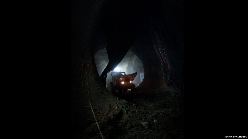 FINSBURY CIRCUS SITE A truck removes soil from the tunnel construction site underground at Finsbury Circus