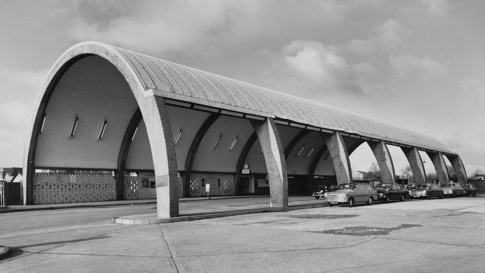 Newbury Park Bus Station Canopy