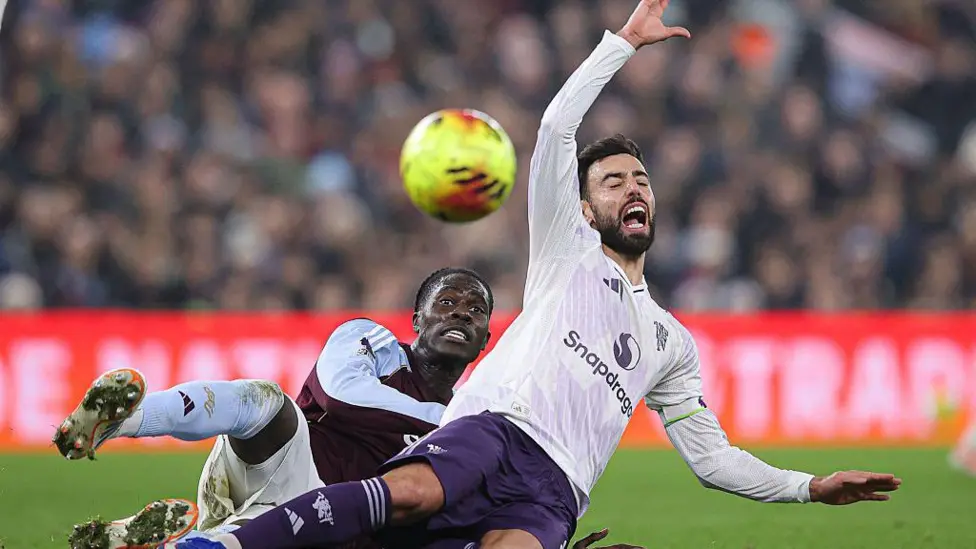 La lesión de Fernandes podría obligar a Amorim a ajustar el sistema