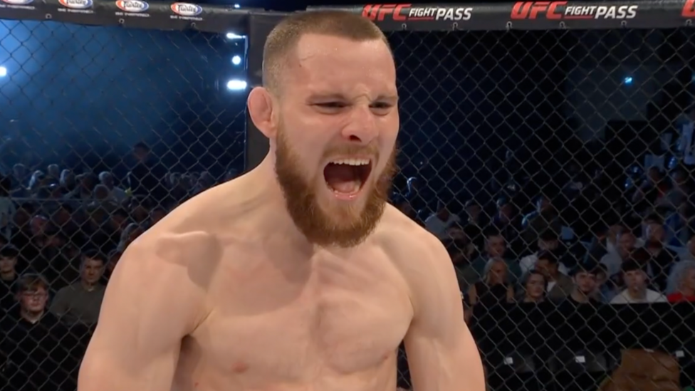 Mackenzie Bets on Himself: Welsh Bantamweight Signs Five-Fight Cage Warriors Deal with UFC in His Sights